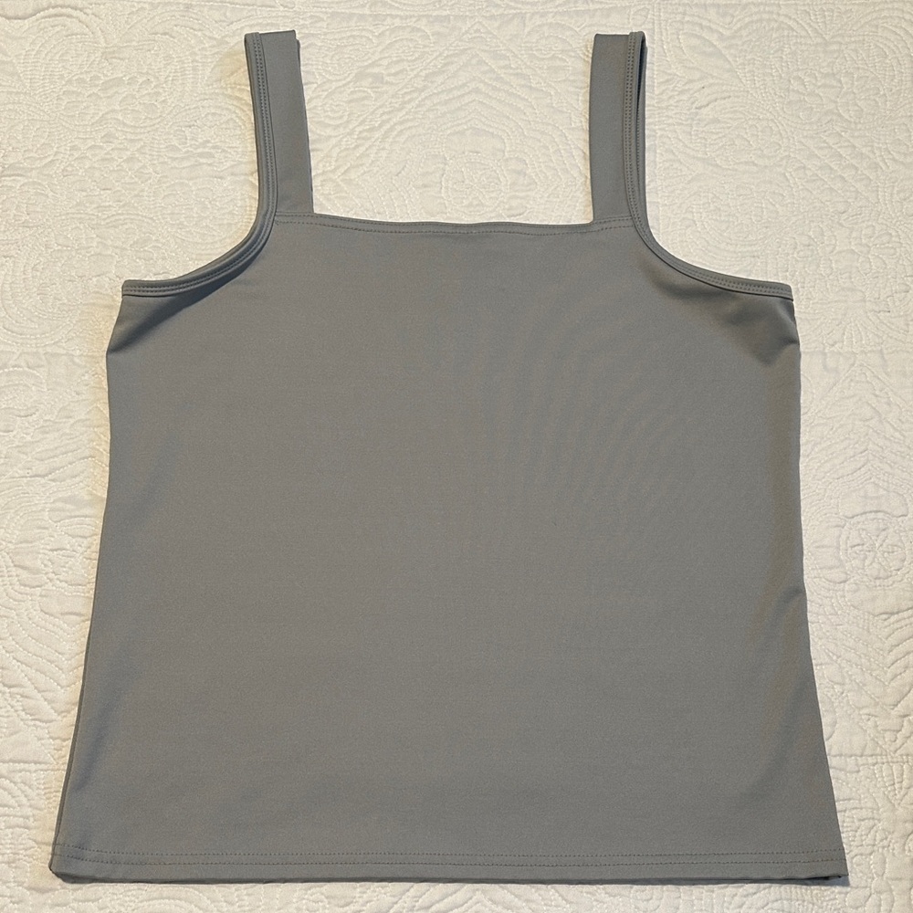 new directions Gray Square-Neck Tank Top Sz L